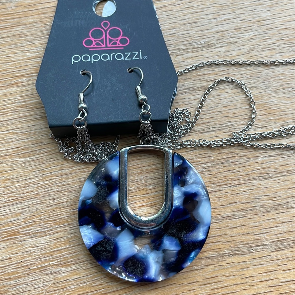 Paparazzi earrings and necklace set